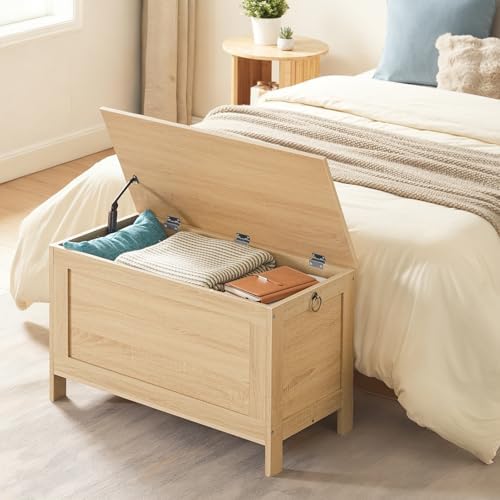 HOOBRO Toy Box, Retro Wooden Look Storage Chest with Safety Hinge, Entryway Storage Bench Supports 330 lb, 29.9 x 15.7 x 18.9 Inches Toy Chest Organizer, Easy Assembly (Natural) NL75CW01G2 - Image 2