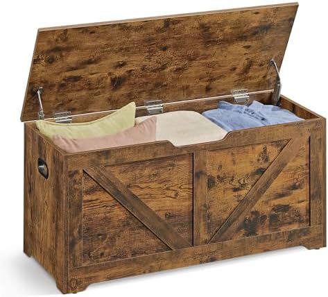 VASAGLE Storage Chest with 2 Safety Hinges, 15.7 x 39.4 x 18.1 Inches by VASAGLEbySONGMICSHOME