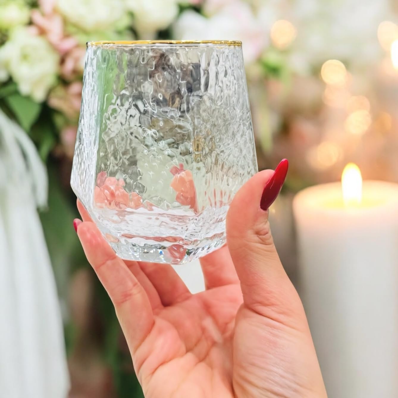 40 count Diamond Unbreakable Stemless Plastic Wine Champagne Whiskey Glasses Elegant Durable Disposable Indoor Outdoor Ideal for Home, Office, Bars, Wedding, 12 Ounce Cups (Hammered Gold Rim)