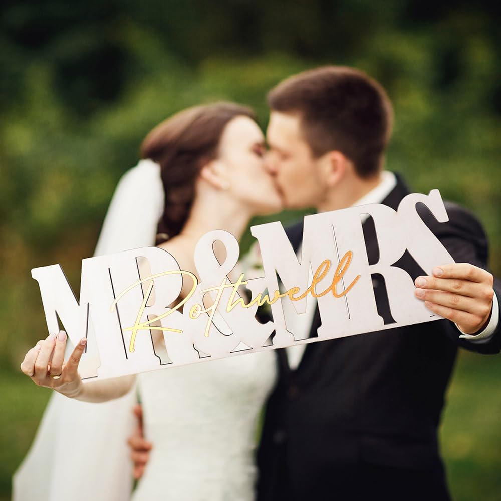 callie Personalized Mr and Mrs Wedding Table Sign, Custom Name Date Mr and Mrs Table Decor for Wedding, Bridal Shower, Anniversary Party