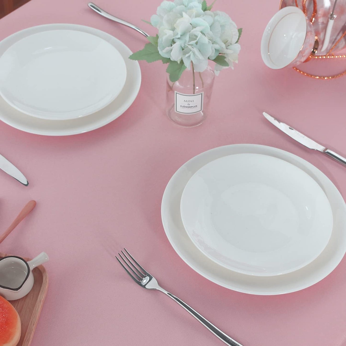 Fitable Rectangle Tablecloth Stain and Wrinkle Resistant Washable Polyester Table Cloth for Buffet Parties and Camping (60x102 inch, Pink)