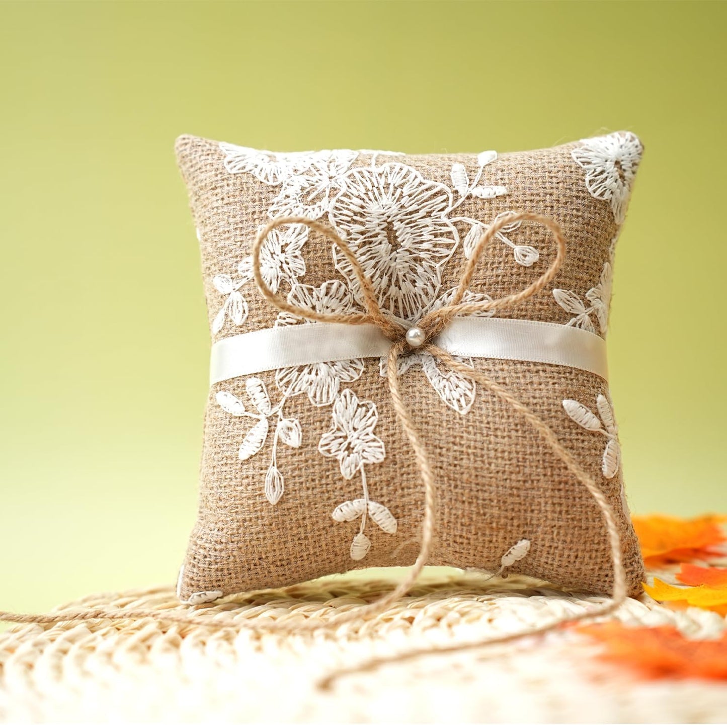 QIRMIZI 2PC Vintage Rustic Burlap Ring Bearer Pillow - Elegant Fall Wedding Décor with Lace, Bow, and Embroidered Flower Ribbon