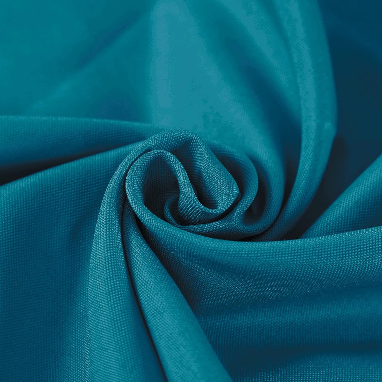 Fokitut 2 Pack Waterproof Round Tablecloth, 132 Inch, Stain Resistant and Wrinkle Polyester Table Cloth, Fabric Table Cover for Kitchen Dining, Wedding, Party, Holiday Dinner-Caribbean Blue
