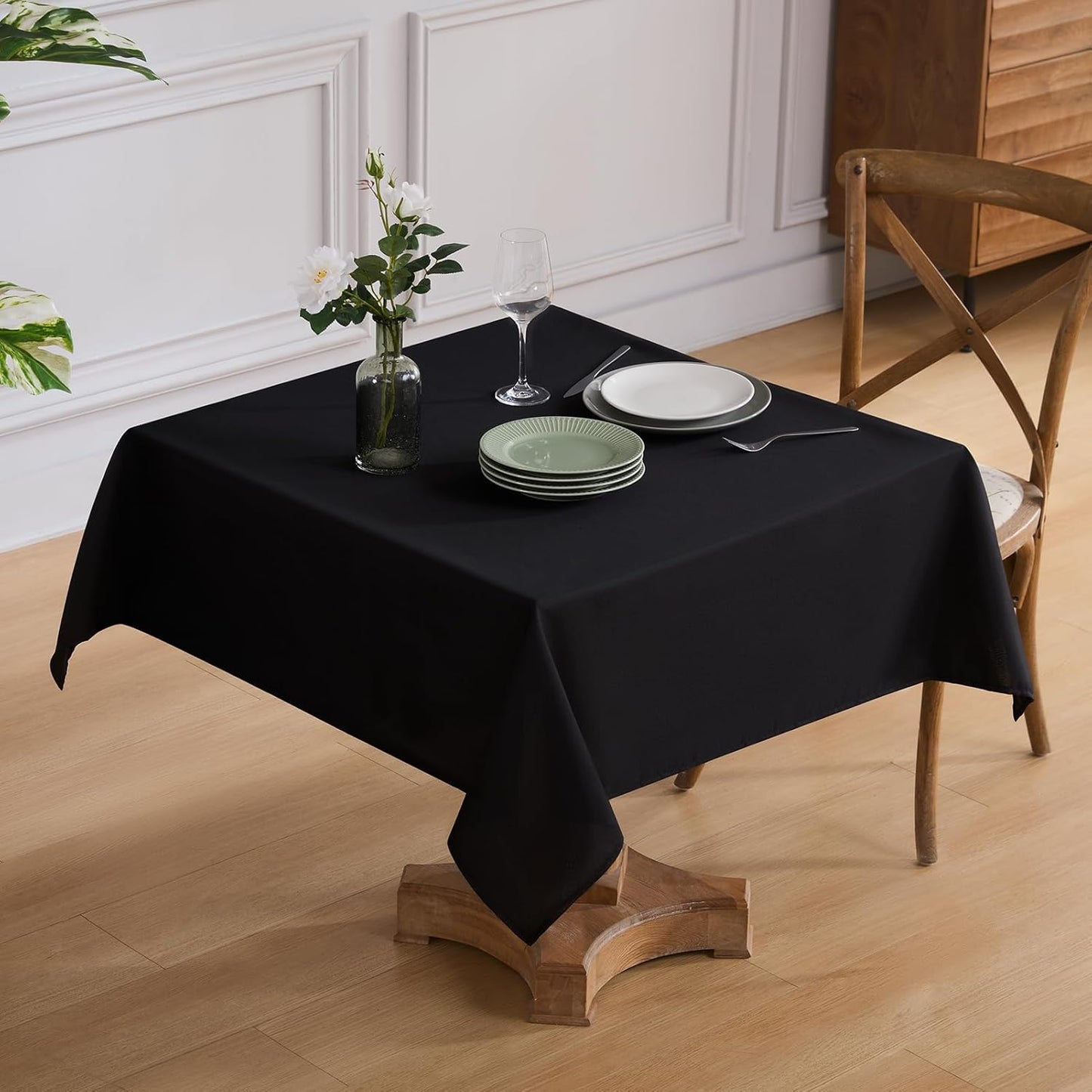 VidaFete Square Tablecloth 10 Pack52 x 52 Inch Tablecloths Stain Wrinkle Resistant Polyester Dining Table Cover for Kitchen Dinning Party Wedding Rectangular Tabletop Buffet Decoration(Black)