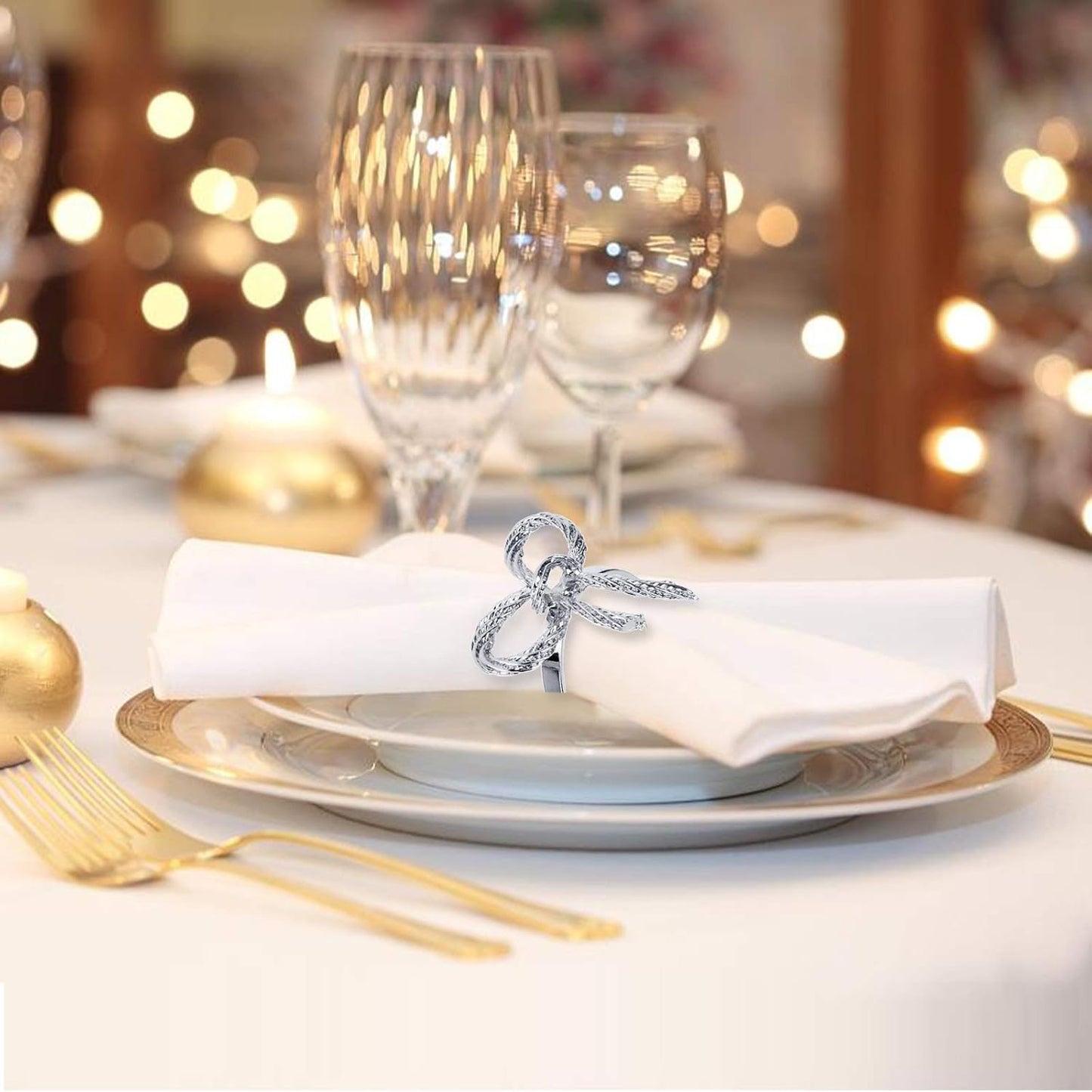 Pack of 12 Napkin Rings Alloy Hollow Out Flower Napkin Holder Dinning Table Napkin Ring for Dinner Parties Wedding Banquet Table Setting Family Gatherings Table Decor（Silver，12）
