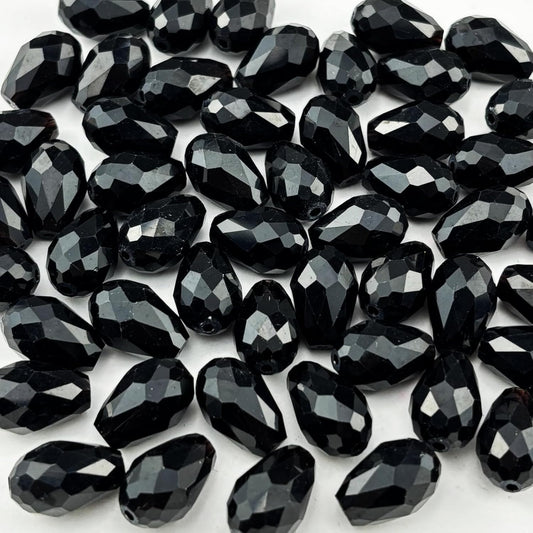 200pcs 3x5mm Teardrop Crystal Glass Beads for Jewelry Making, Faceted Vertical Hole Teardrop Glass Spacer Beads for Wind Chimes Bracelet Earring Necklace DIY Craft(Black)