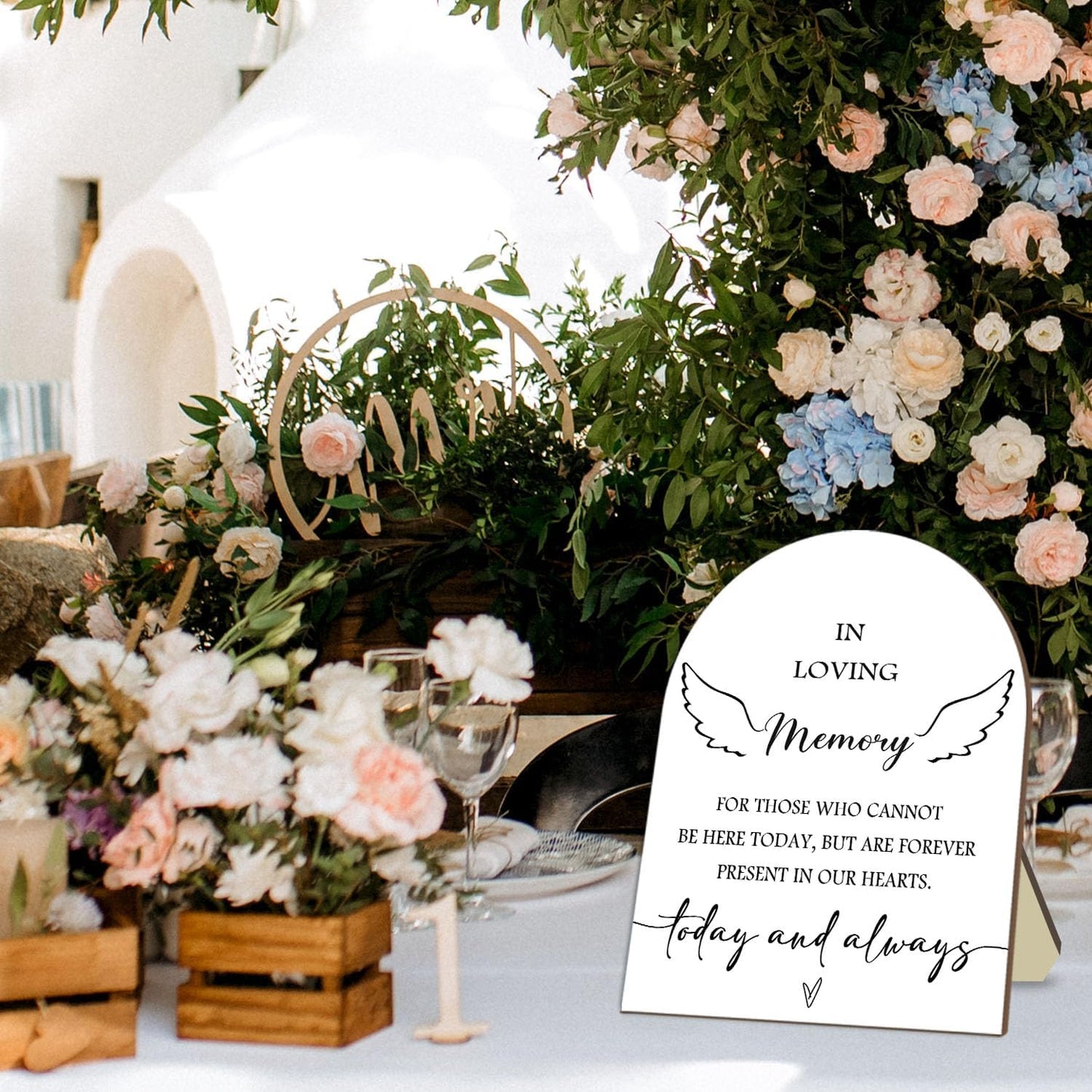 Memorial Table Sign for Bridal Shower, In Loving Memory Wooden Sign with Stand, Minimalist Decor for Wedding Reception, Event Party Favor Supplies 9 * 11IN