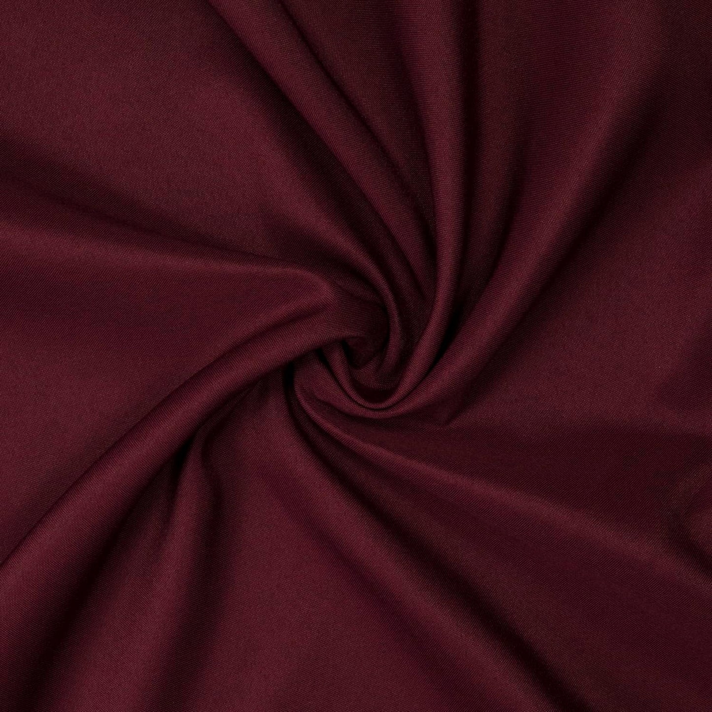 Gee Di Moda Rectangle Tablecloth - 90 x 132 Inch Burgundy Table Cloth for 6 Foot Table with Floor-Length Drop - Heavy Duty Washable Fabric - 6 Ft Buffet Table, Holiday Party, Wedding & Baby Shower