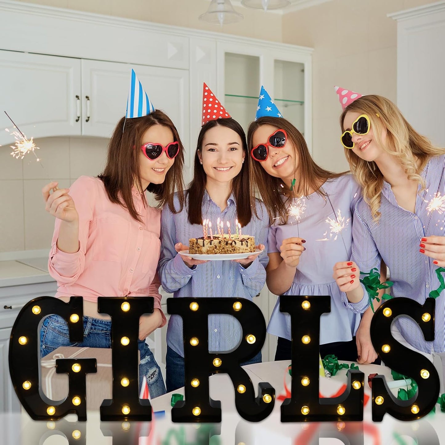 Led Marquee Letters, 8.58 Inch Black Light Up Letters, Small Led Letter Lights, Battery Powered Lighted Letterfor Table, Party, Birthday, Christmas Decor (Black, Letter I)