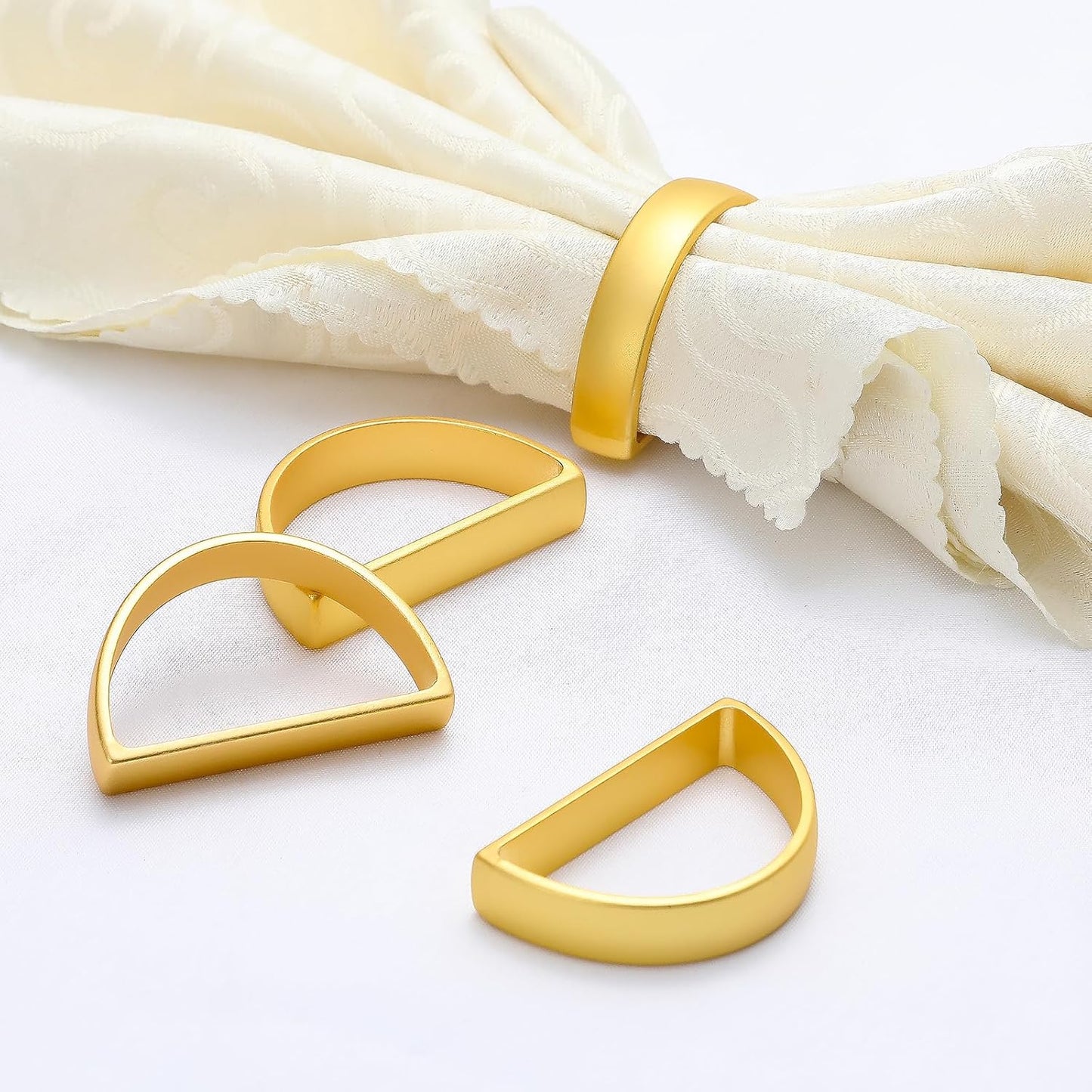 KPOSIYA Napkin Rings Set of 8, Metal Gold Napkin Rings Bulk for Table Settings, D-Shape Napkin Holders Rings for Dinner Table Decor, Easter, Fall,Thanksgiving, Christmas, Party,（Matte Gold，8 pcs）