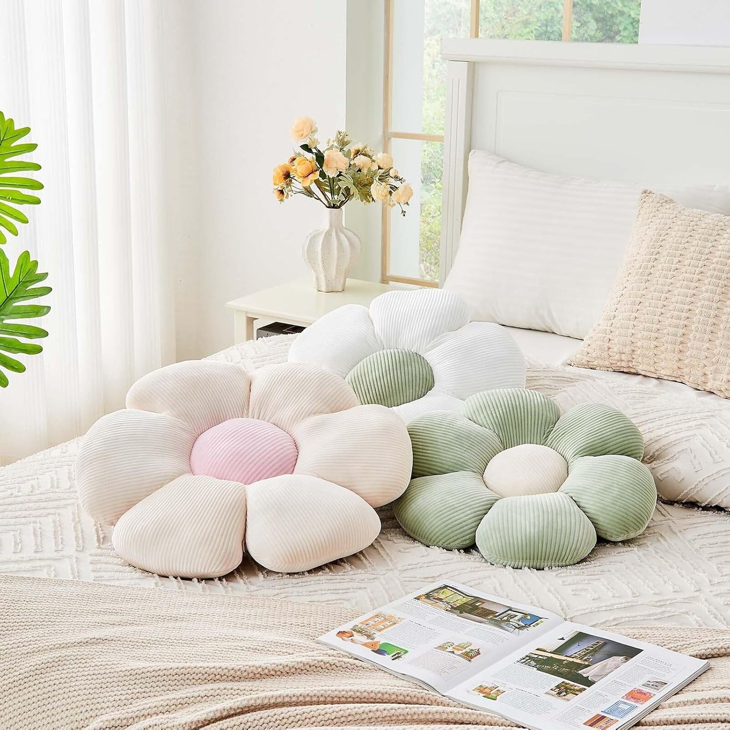 White Flower Pillow, 19.6" Cute Flower Shaped Floor Pillow, Aesthetic Floral Plush Daisy Decorative Throw Pillows for Bed Sofa Couch