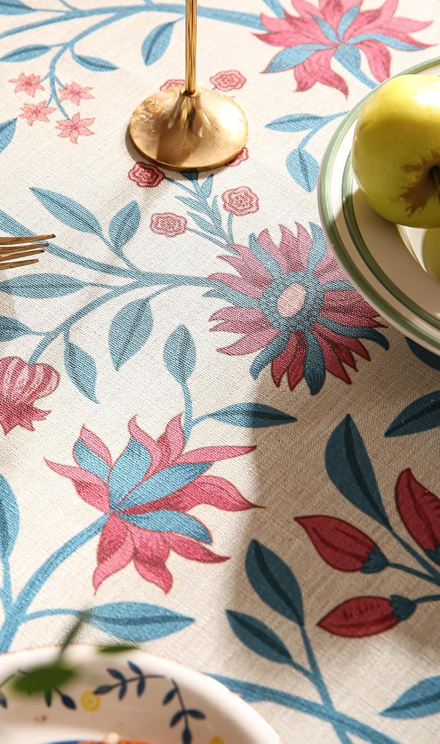 Farmhouse Berry Red Floral Table Runner for Coffee Table,Decorative Linen 87 Inches Long Table Runners,Decor Tabletop for Kitchen,Dining,Party,Home,Christmas,12"*87"