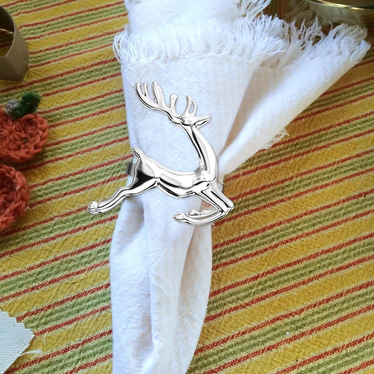 ZeeDix Silver Reindeer Christmas Napkin Rings Set of 6, Napkin Holder Ring for Christmas Dinner Table Decor Cloth Napkins, Wedding Receptions, Holiday Party, Banquet and Home Kitchen