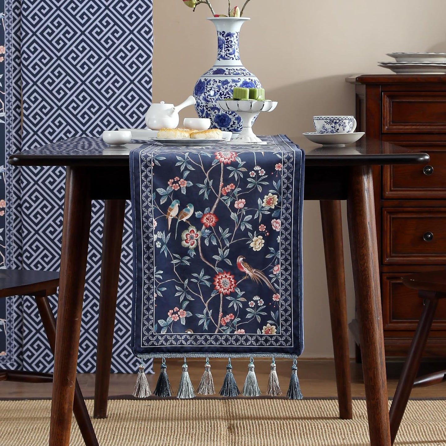 patdrea Vintage Chinoiserie Floral Table Runner Farmhouse for Home Kitchen Dining Decor Parties Family Dinners 12"*102"