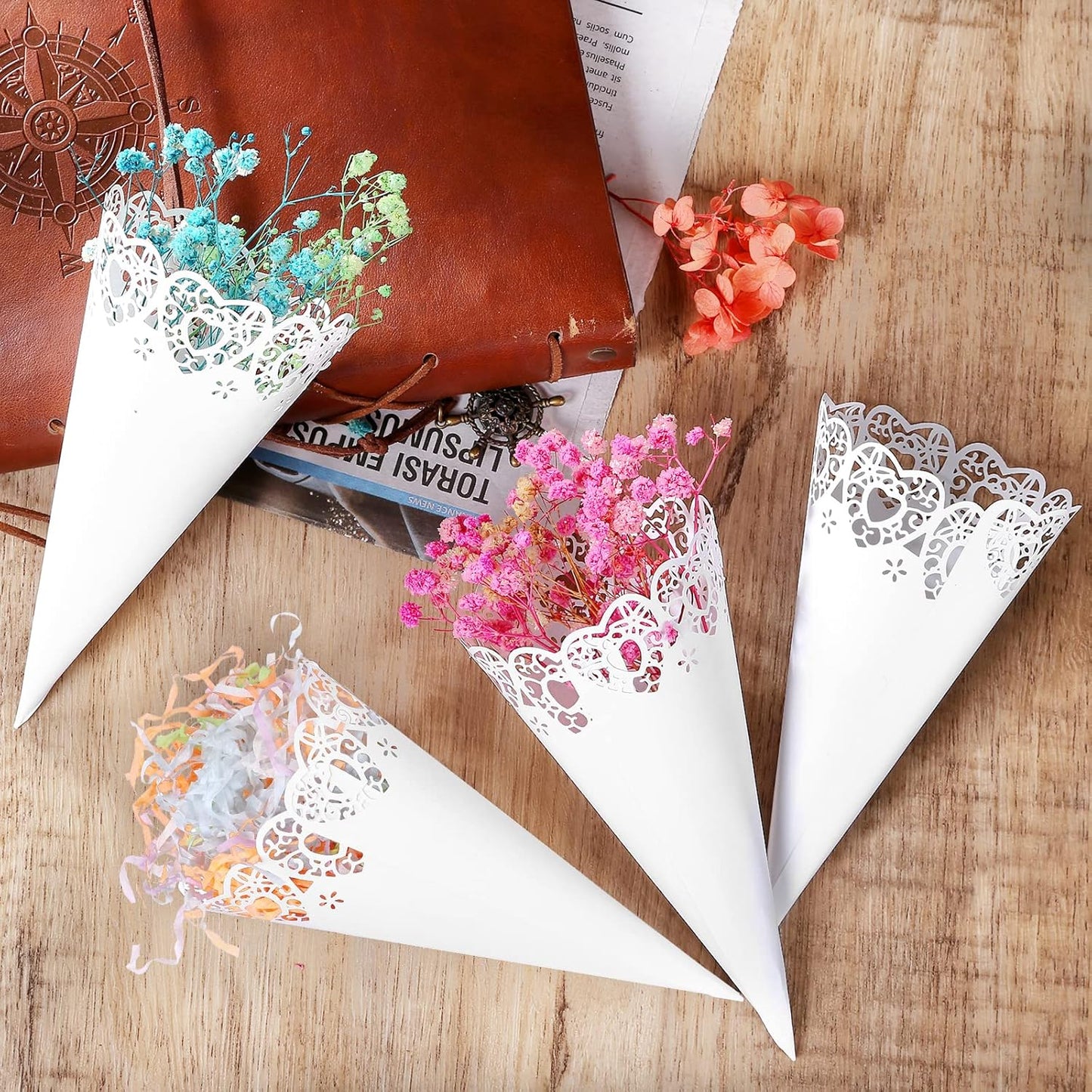 GWHOLE 100 Pcs Wedding Confetti Cones, Heart Paper Petal Cone for Wedding Party, White