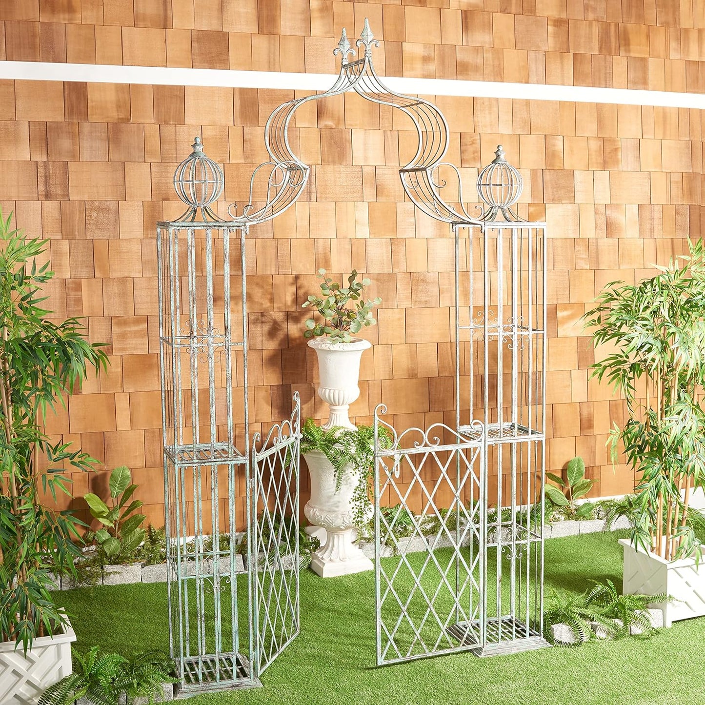 SAFAVIEH Outdoor Collection Beatrix Victorian Antique Dark Green Wrought Iron Trellis Garden Arch Arbor